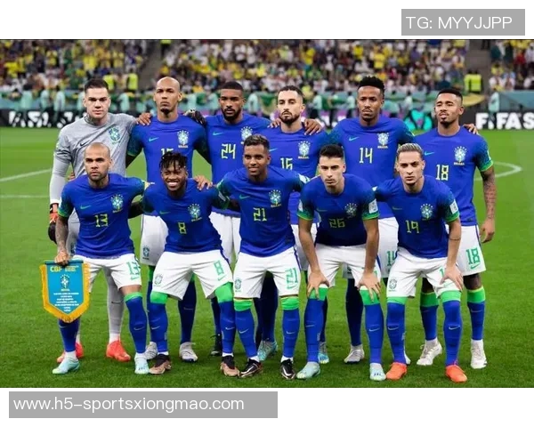 巴媒报道41岁弟媳考虑回欧洲踢球优先选择靠近英格兰的球队 巴媒报道41岁弟媳考虑回欧洲踢球优先选择靠近英格兰的球队